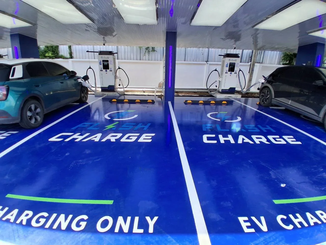รูปสถานี Flash Charge สาขา ถนน ชยางกูร Flash Charge